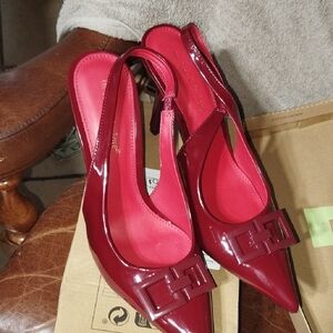 Chic Burgundy Slingback Heels